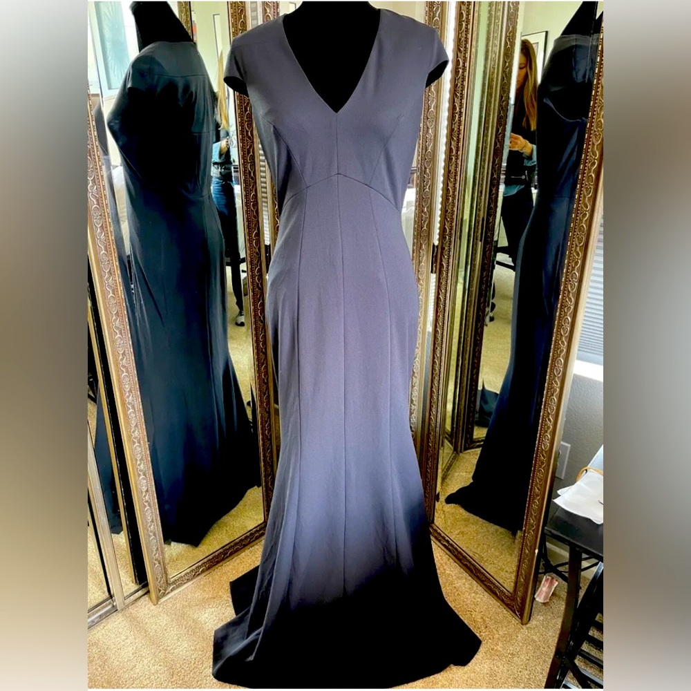 Calvin Klein formal dress size 4 NWT Very elegant, heather gray cap sleeves